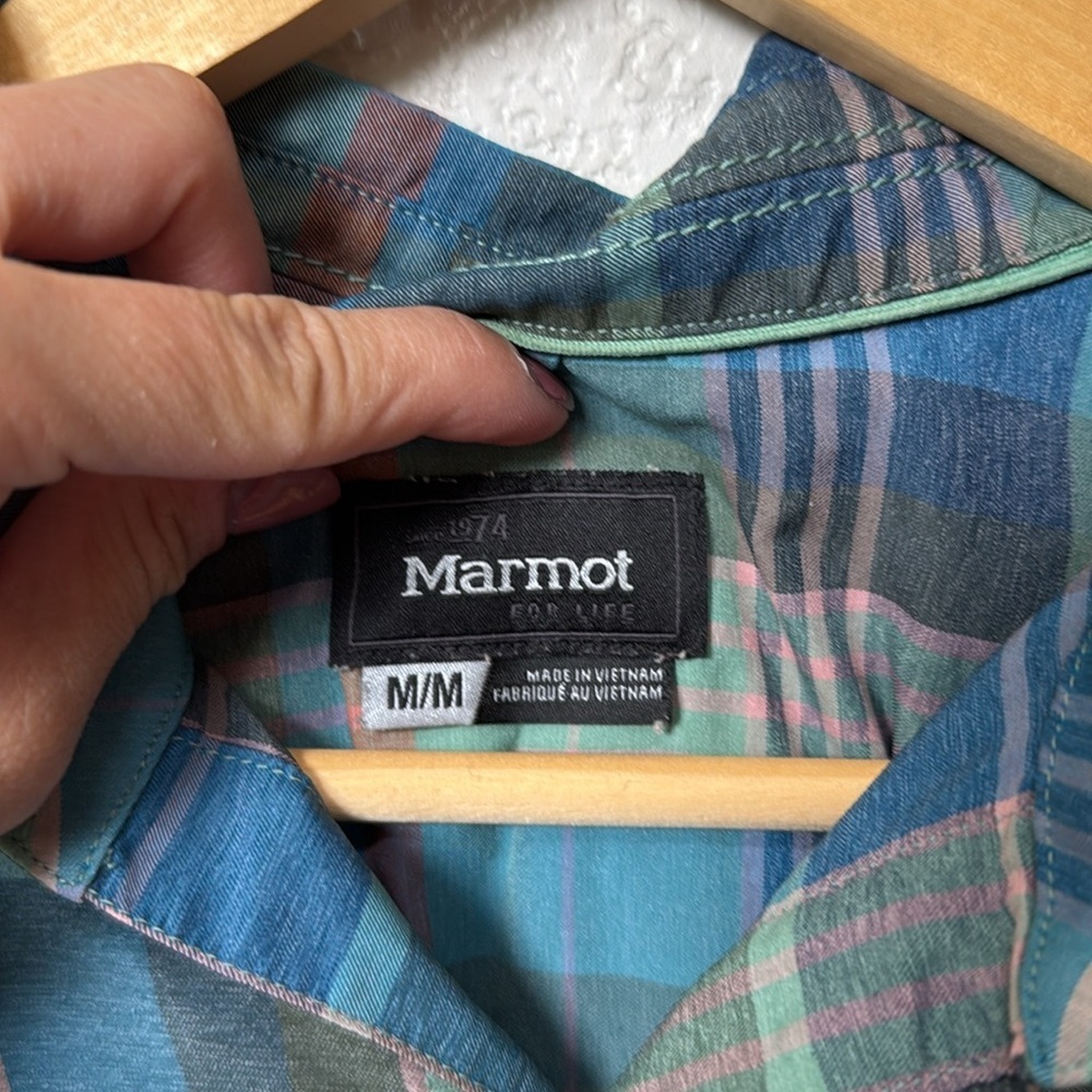 Marmot Button Down Shirt Collared Plaid Blue size Medium - Picture 3 of 9